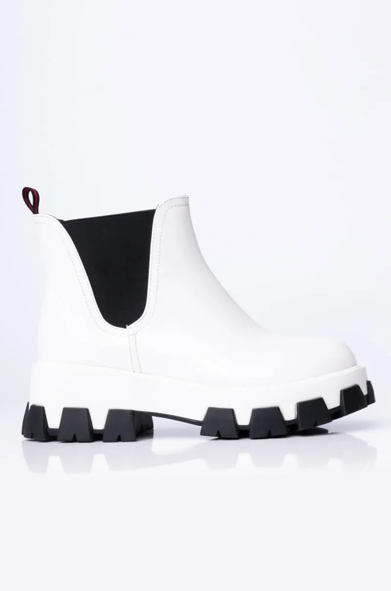 AZALEA WANG LEARN TO LET GO FLATFORM BOOTIE IN WHITE