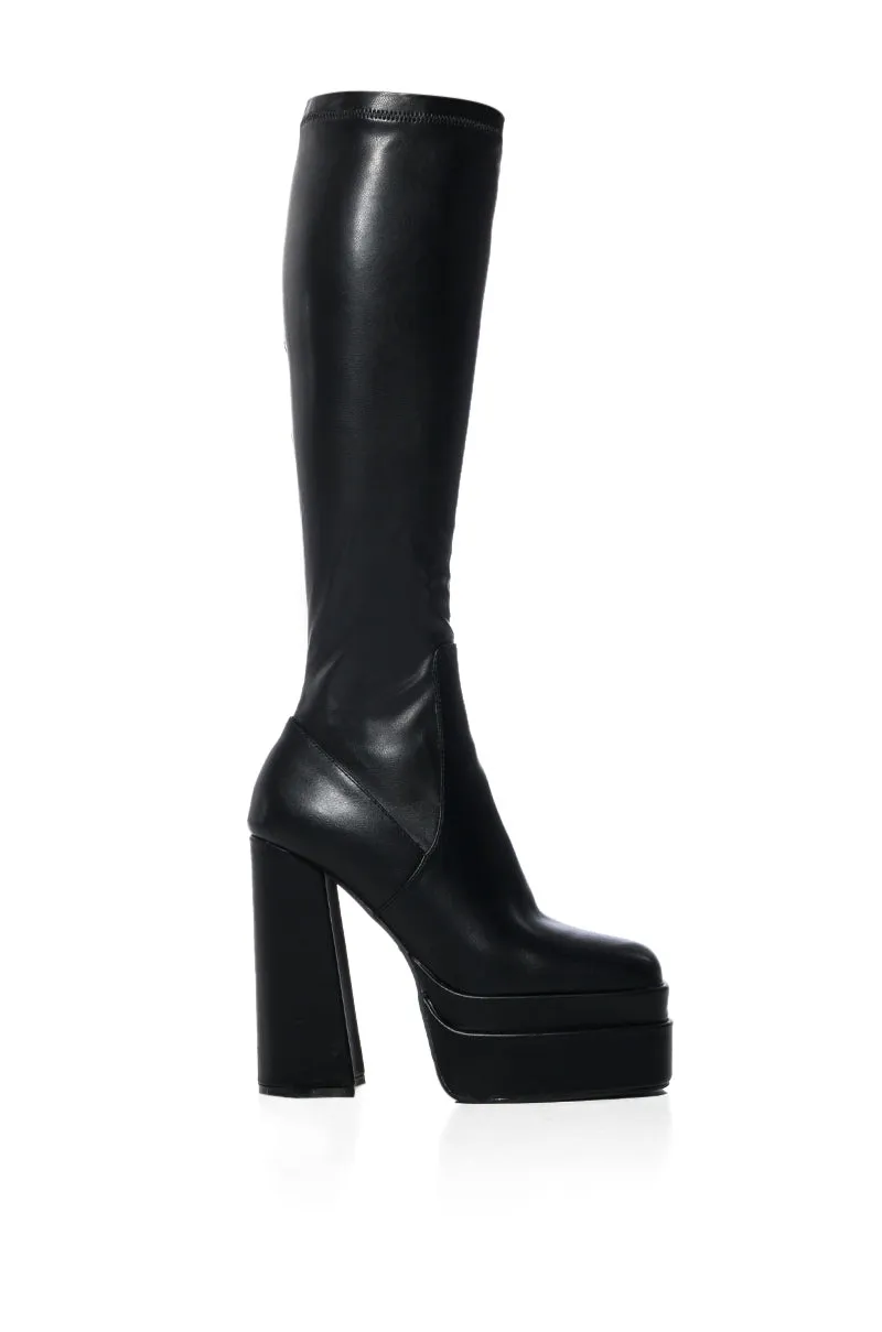 AZALEA WANG MAXINE STRETCH CHUNKY BOOT IN BLACK